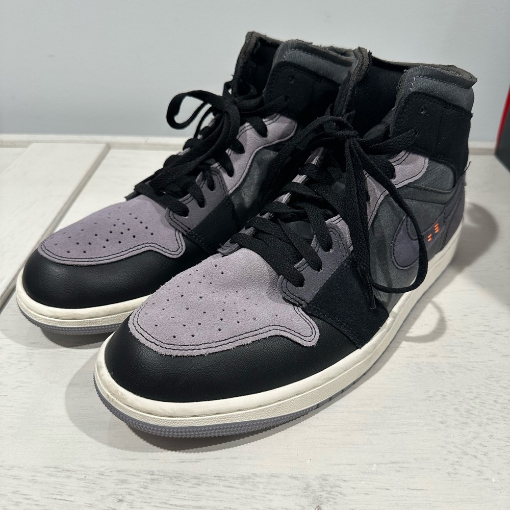 Nike Air Jordan 1 Mid SE Craft Sneakers - Black/Grey